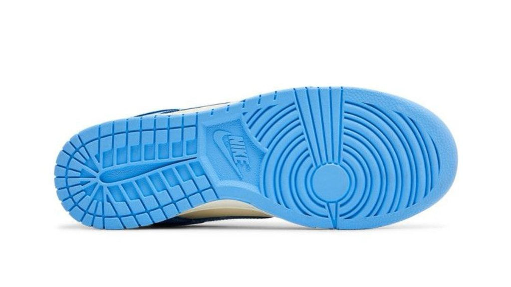 Dunk Low 'University Blue'