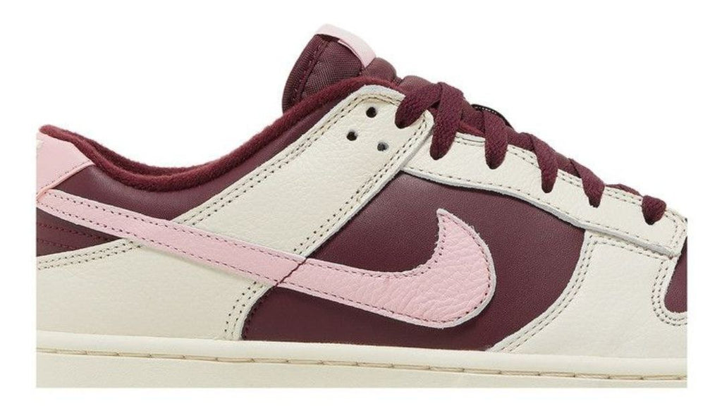 Dunk Low 'Valentine's Day'