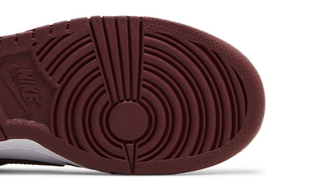 Dunk Low GS 'Redwood'