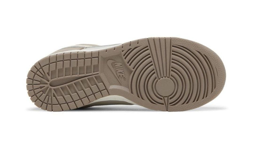 Dunk Low 'Moon Fossil'